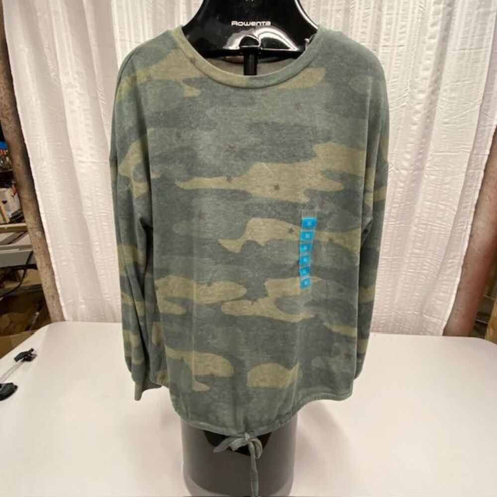 Brushed Womens XL Camo Tie Hem Pullover Top Long Sleeve Soft NWT